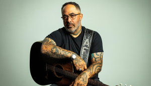 Image of Aaron Lewis And The Stateliners